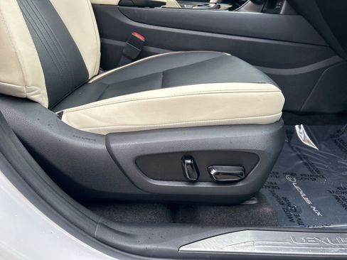 Used 2022 Lexus NX 250 FWD w/ Premium Package image 39