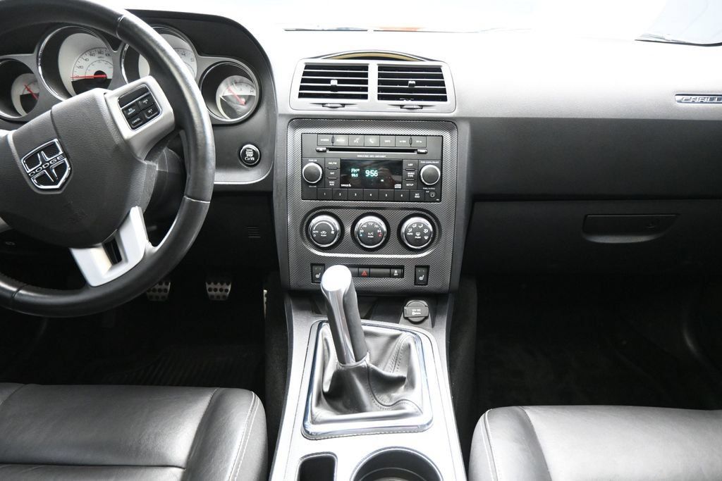 Used 2014 Dodge Challenger R/T Plus RWD image 18