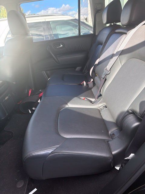 Used 2022 Nissan Armada SV w/ SV Appearance Package AWD/4WD image 7