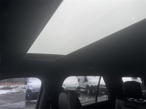 Used 2021 Ford Explorer ST w/ ST Street Pack image 38