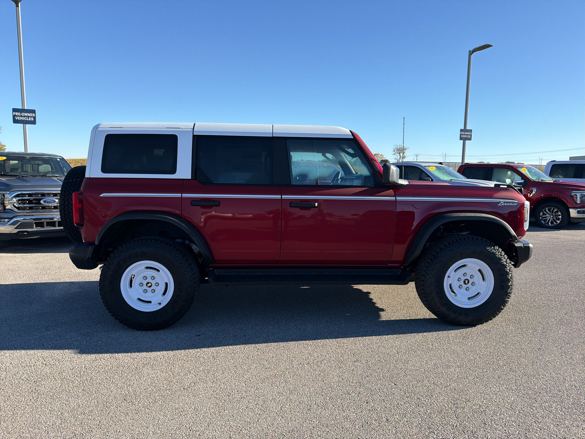New 2026 Ford Bronco Heritage Edition AWD/4WD image 4