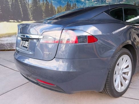Used 2017 Tesla Model S 100D image 41