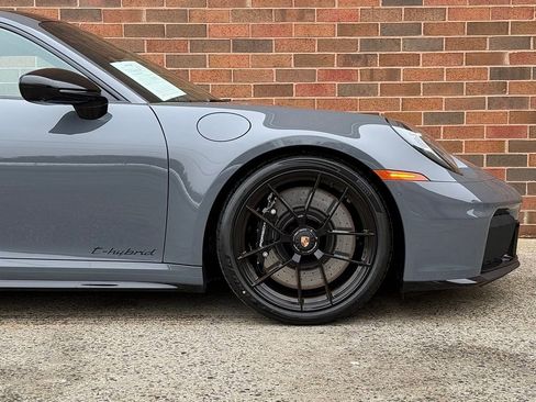 Certified 2026 Porsche 911 Carrera 4 GTS image 11
