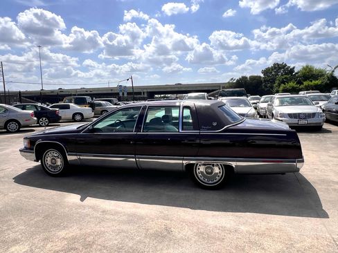 Used 1996 Cadillac Fleetwood Brougham image 18