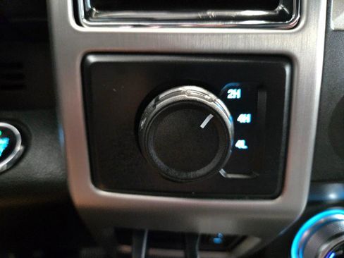 Used 2020 Ford F350 Platinum image 47