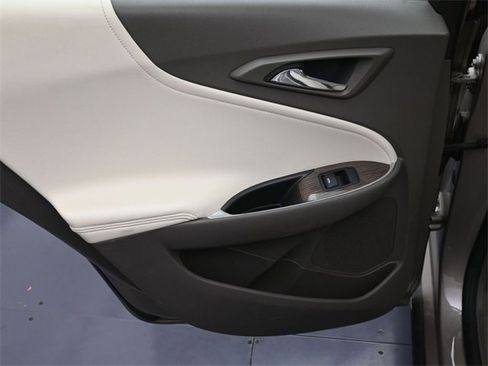 Used 2024 Chevrolet Malibu LT image 26