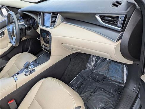Used 2022 INFINITI QX50 Luxe image 22