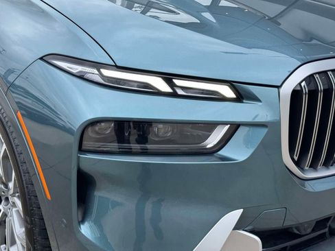 Certified 2023 BMW X7 xDrive40i w/ Premium Package image 7