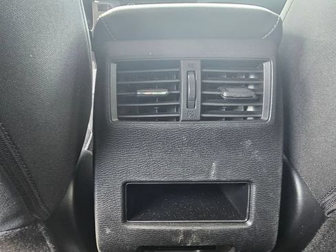 Used 2025 Mitsubishi Outlander ES FWD image 18