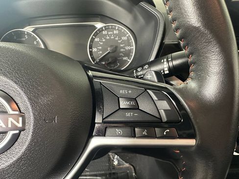Used 2024 Nissan Altima 2.5 SR w/ SR Premium Package AWD/4WD image 25