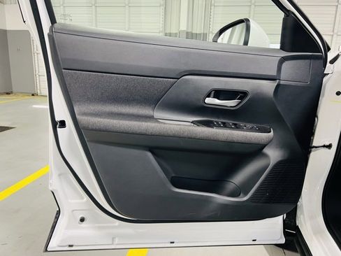 New 2025 Nissan Kicks SV image 20