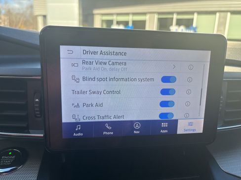 Used 2020 Ford Explorer XLT w/ Equipment Group 202A image 20