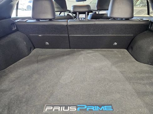 Used 2020 Toyota Prius Prime XLE w/ Carpet Mat Package FWD image 10