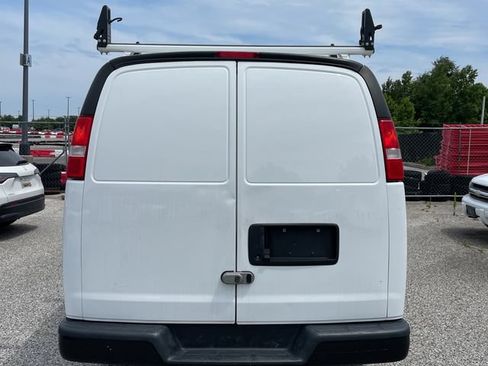 Used 2023 GMC Savana 2500 w/ Driver Convenience Package RWD image 7