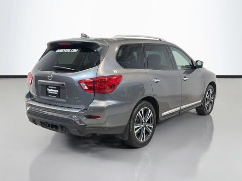 Used 2019 Nissan Pathfinder Platinum AWD/4WD image 9