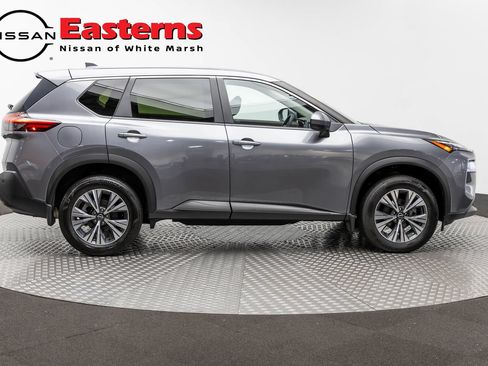 Used 2023 Nissan Rogue SV AWD/4WD image 4
