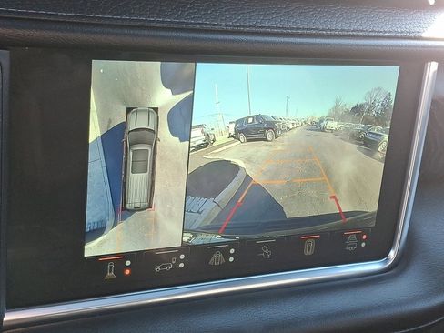 Used 2024 GMC Yukon XL Denali w/ Denali Reserve Package image 22