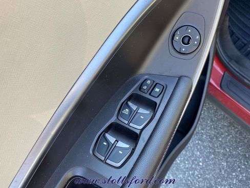 Used 2018 Hyundai Santa Fe Sport image 17