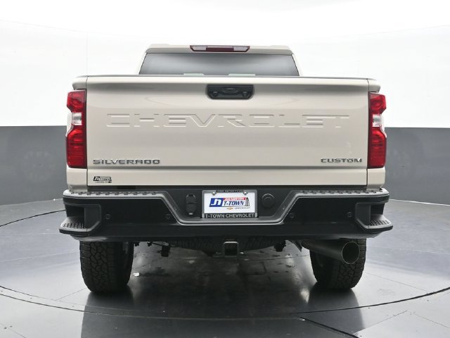 New 2026 Chevrolet Silverado 2500 Custom w/ Custom Value Package AWD/4WD image 8