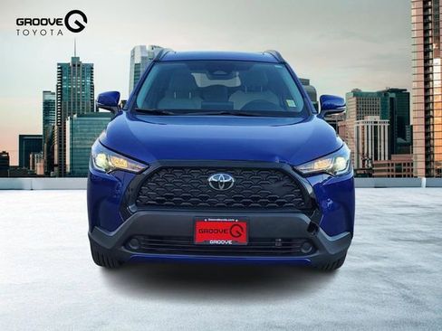 Used 2024 Toyota Corolla Cross LE w/ Moonroof Package image 9