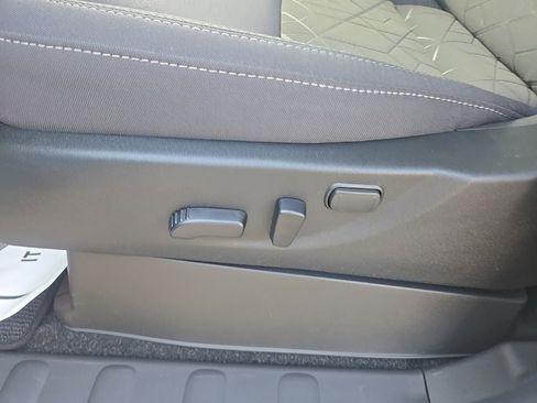 New 2026 Nissan Frontier SV image 10