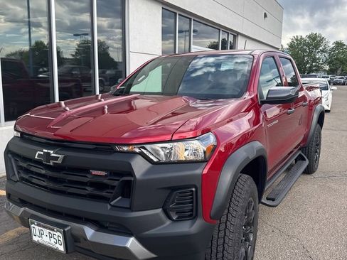 Used 2025 Chevrolet Colorado Trail Boss AWD/4WD image 1