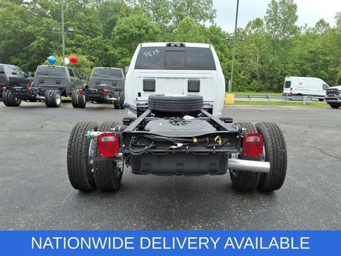 New 2026 RAM 5500 Tradesman AWD/4WD image 6