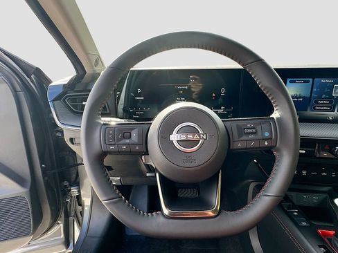 New 2026 Nissan Kicks SR image 11