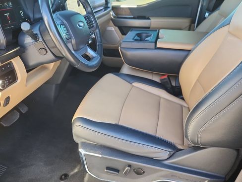 Used 2024 Ford F250 Lariat AWD/4WD image 7