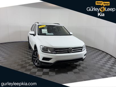 Used 2021 Volkswagen Tiguan SE w/ Panoramic Sunroof Package