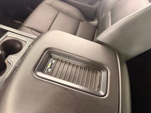 Used 2019 Chevrolet Silverado 2500 LTZ w/ Midnight Edition AWD/4WD image 42