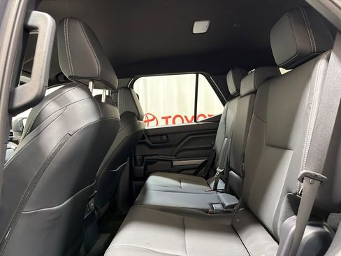 Used 2026 Toyota 4Runner TRD Off-Road Premium AWD/4WD image 20