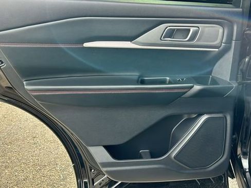 Certified 2025 Ford Explorer ST image 15