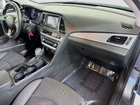 Used 2019 Hyundai Sonata SE image 29