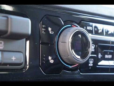 New 2026 Chevrolet Silverado 2500 LT w/ Leather Package image 4