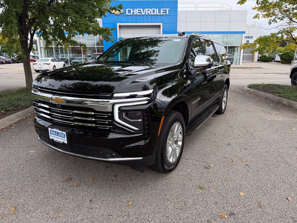 Used 2026 Chevrolet Suburban Premier AWD/4WD image 9