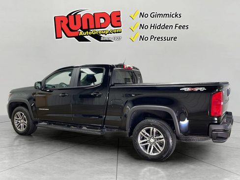 Used 2022 Chevrolet Colorado LT w/ LT Convenience Package AWD/4WD image 4