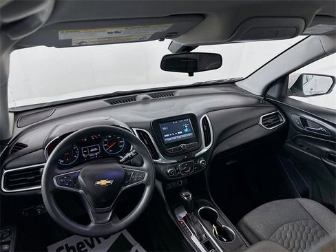 Used 2018 Chevrolet Equinox LT image 20