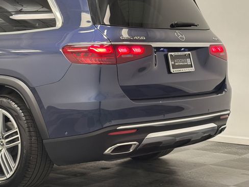 Used 2025 Mercedes-Benz GLS 450 4MATIC image 7