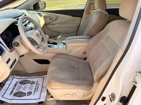 Used 2015 Nissan Murano SV w/ Premium Package image 9