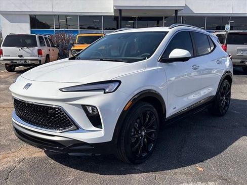 New 2026 Buick Encore GX Sport Touring image 5