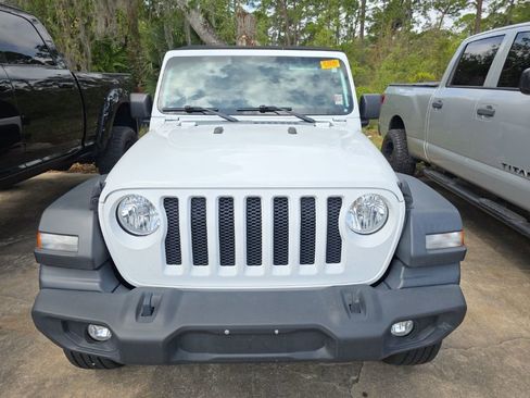 Used 2020 Jeep Wrangler Sport image 12