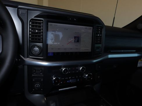 New 2025 Ford F150 Lariat w/ Equipment Group 502A High image 27