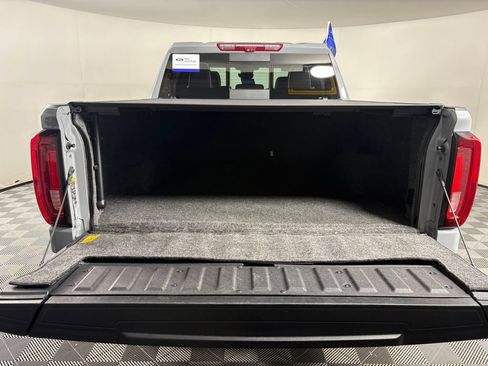 Used 2024 GMC Sierra 1500 AT4X AWD/4WD image 33