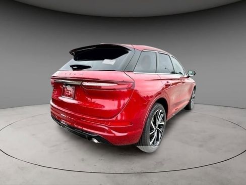 New 2024 Lincoln Corsair Grand Touring AWD/4WD image 4