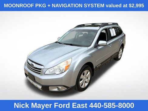 Used 2012 Subaru Outback 3.6R Limited AWD/4WD image 3