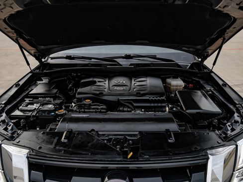 Used 2021 Nissan Armada SL w/ Captain's Chairs Package image 93