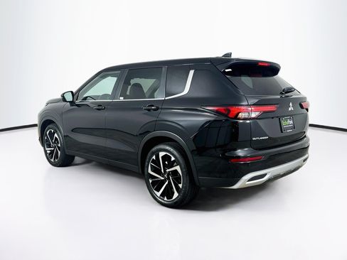 Used 2024 Mitsubishi Outlander SE FWD image 5