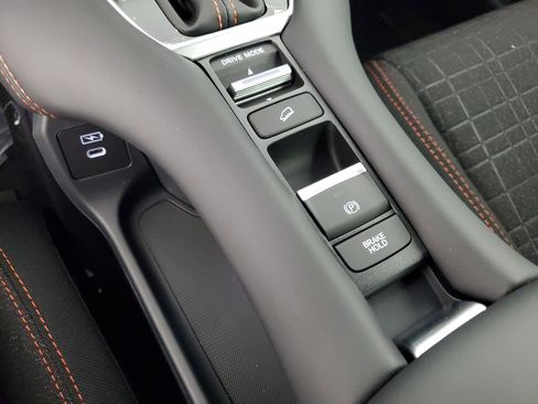 New 2026 Honda HR-V Sport image 18