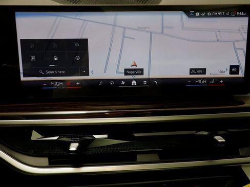 New 2026 BMW X7 xDrive40i w/ Climate Comfort Package image 9